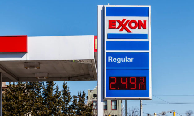SEC Drops Exxon Climate Change Probe; Growth Slows For Services Firms