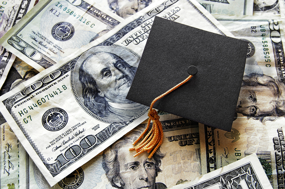 Americans Continue to Underestimate the True Cost of College