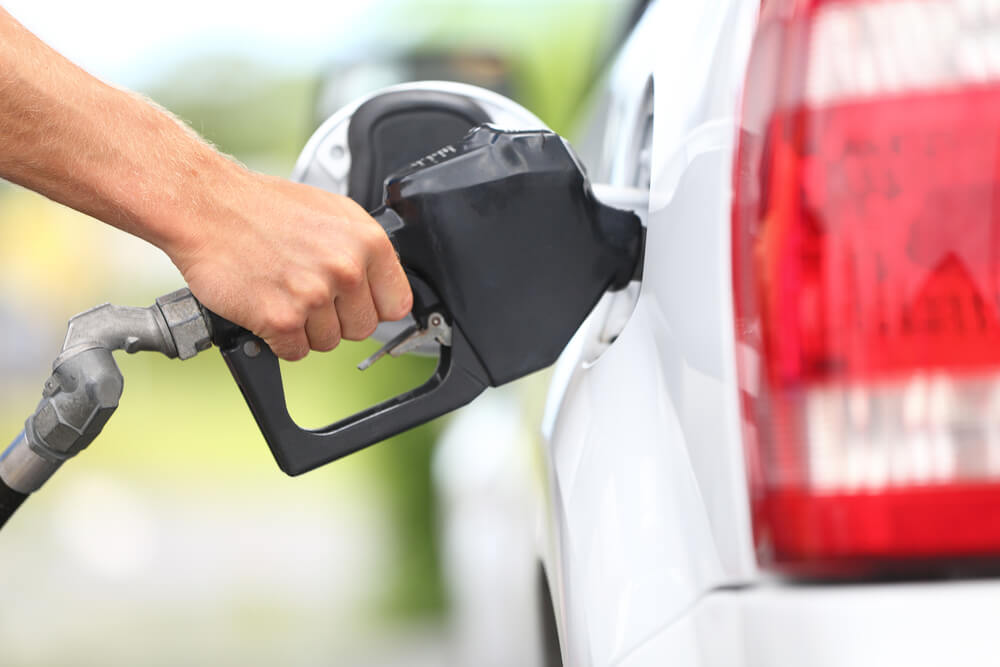 Average US Price of Gas Drops 8 Cents Per Gallon to $2.85