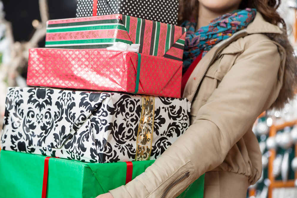 tariffs holiday spending