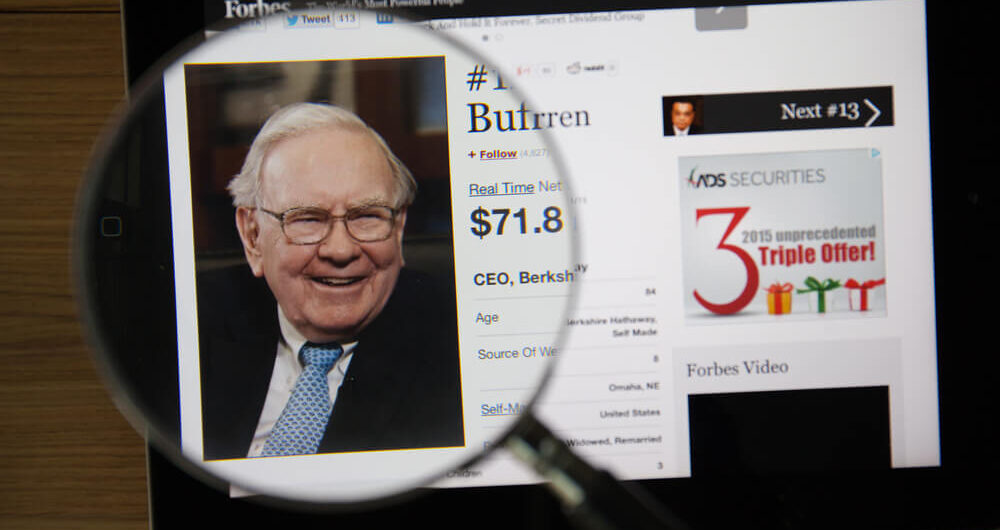 How Much Has Warren Buffett Raked in on His Massive Apple Stake?
