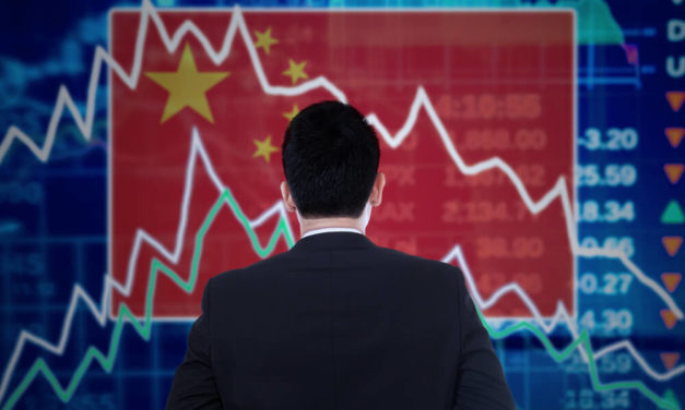 China Sets Big Growth Target to Shore up Sinking Economy