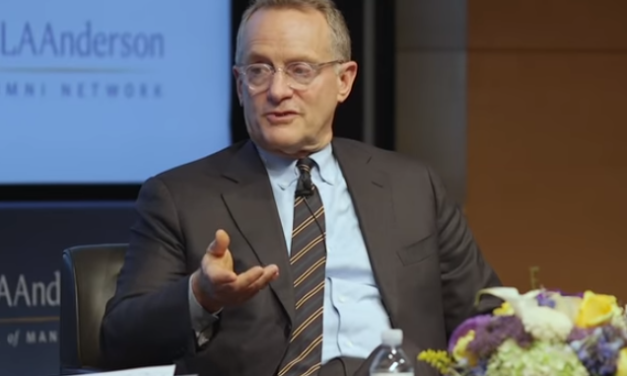 Howard Marks Blasts ‘Elementary Take’ on Why the Fed Cuts Rates