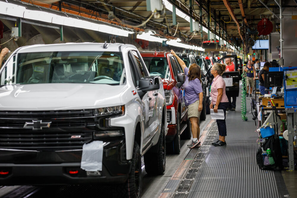 Trump Calls GM CEO in Fight to Reopen Ohio Plant