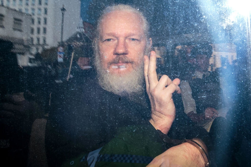 Julian Assange Brexit EU