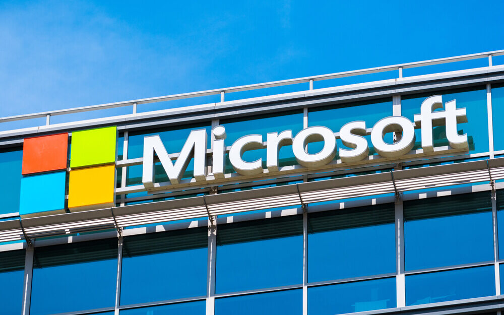 Winner or Loser: Microsoft Thrives as Other Tech Dies