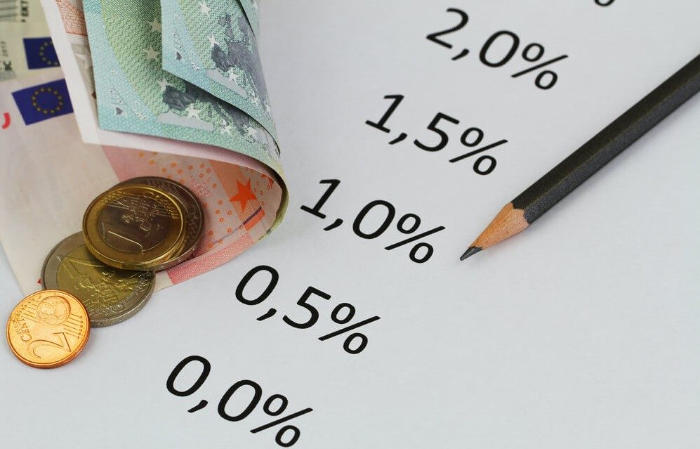 Cooperman: Fed ‘Screwing the Savers’ by Cutting Interest Rates