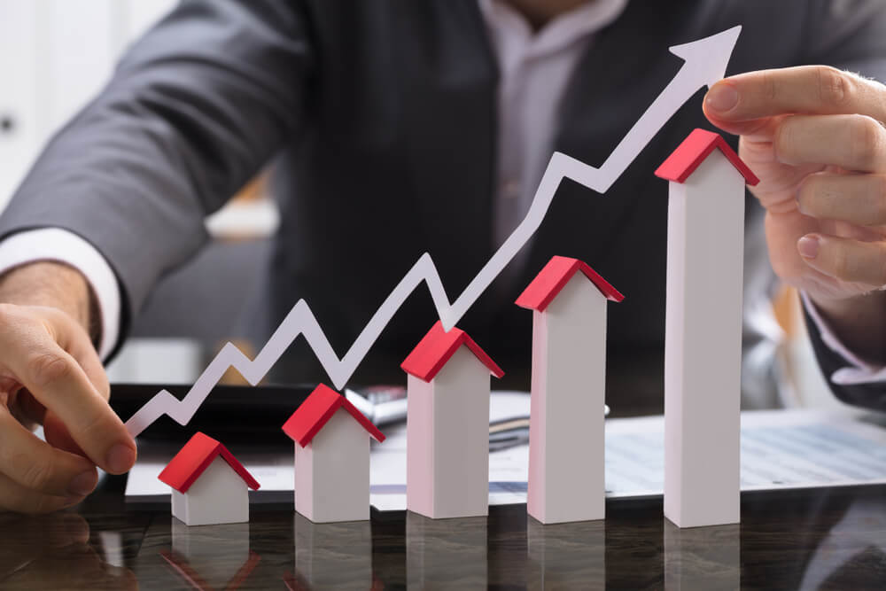 Red-Hot Real Estate: One Fund for Easy Exposure + Dividends