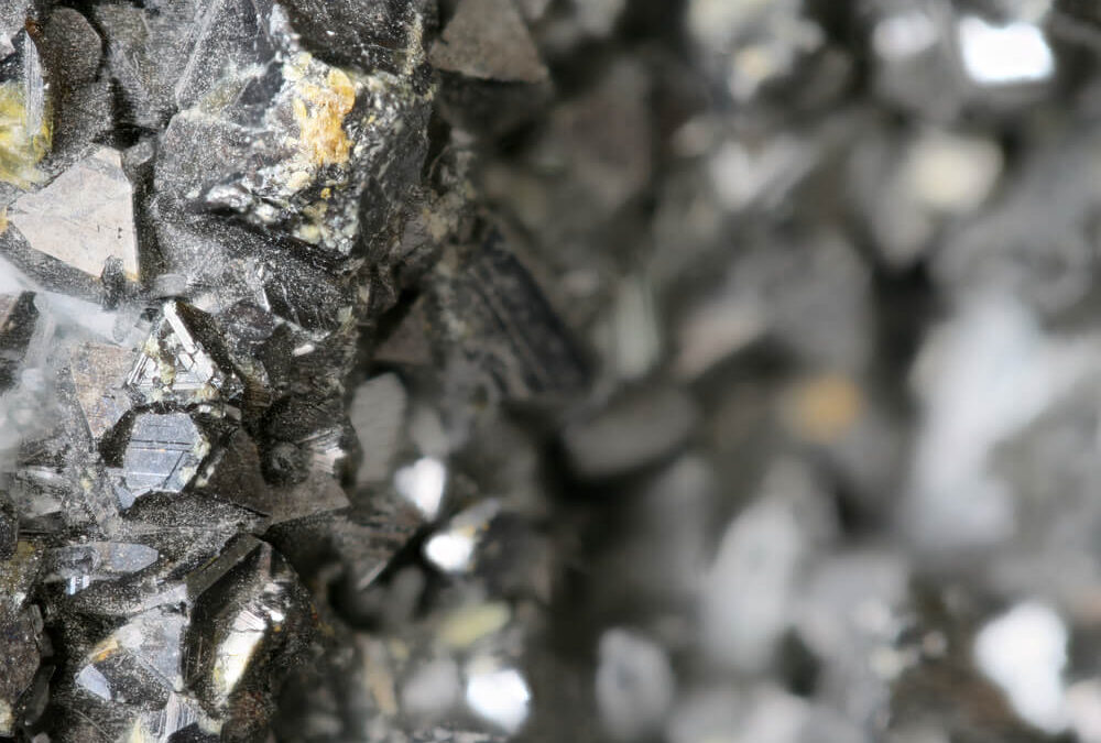 Your Guide to Capitalize on the Upcoming Rally in Zinc Stocks