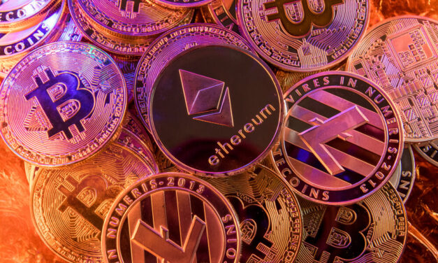 How to Invest in Cryptocurrency (4 Easy Steps)
