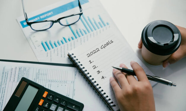 Richer Than Bezos by 2023? The Key to New Year’s Resolutions