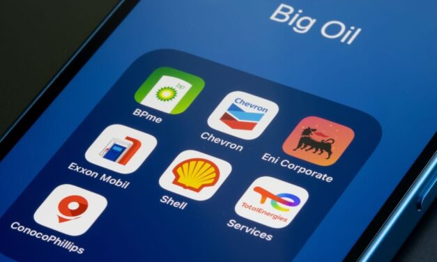Better Buy: Chevron vs. ExxonMobil Stock