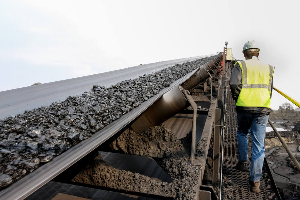 Trump Promotes ‘Clean Coal’ In Gutting Obama’s Clean Power Plan