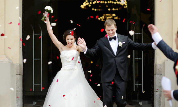 Fed: Want to Make a Higher Salary? Get Married — If You’re a Man