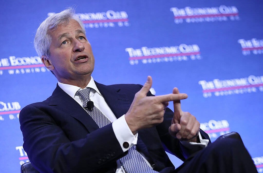 JPMorgan CEO Dimon Praises President Trump a Month After Bashing Him