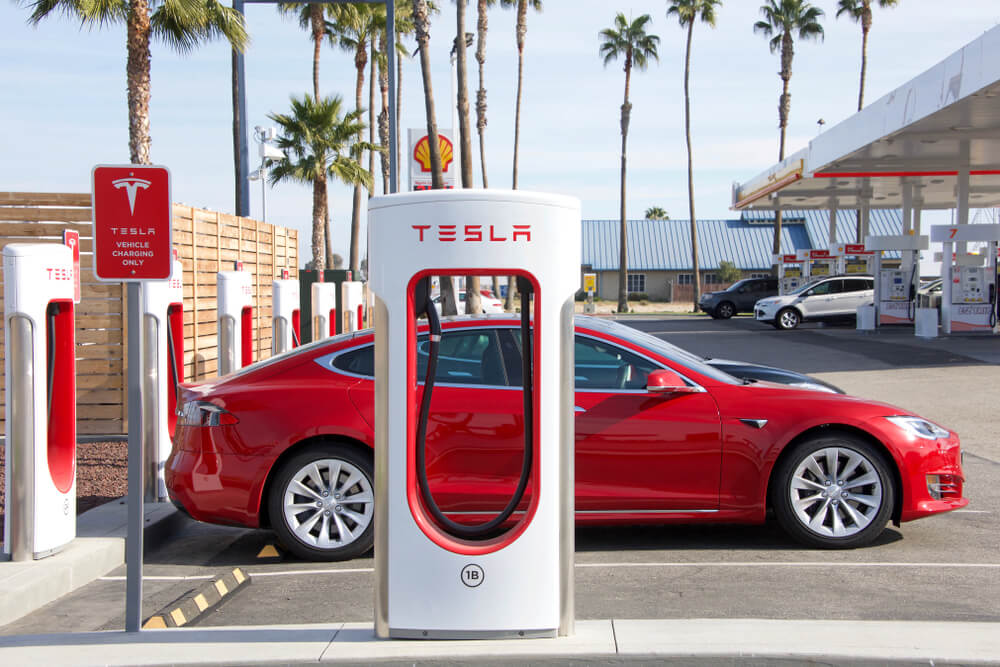 Tesla Delivers on Elon Musk’s 3Q Profit Pledge