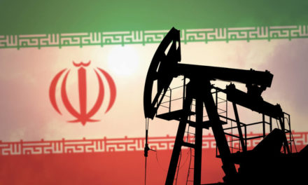 Iran Vows to Close Key Waterway if US Cuts Off Oil Exports