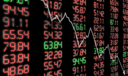 Stocks Give Up Early Gain, Close Lower to End Wobbly Week
