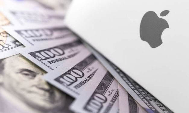 Chart Shows Wall Street Only Has Eyes for Apple Earnings Today