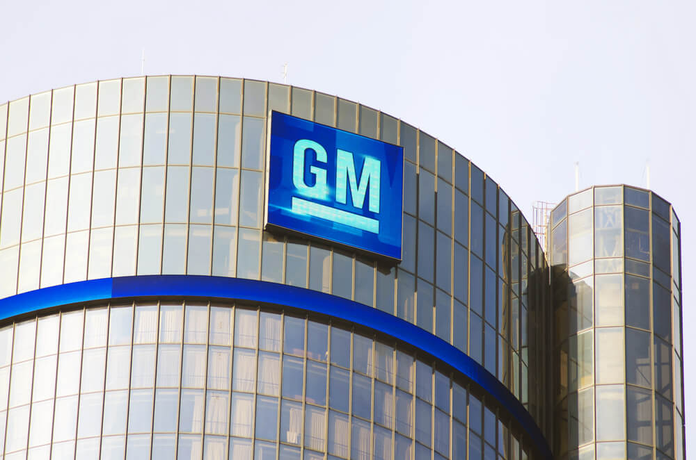 Canada Auto Workers Seek Boycott of GM Vehicles From Mexico