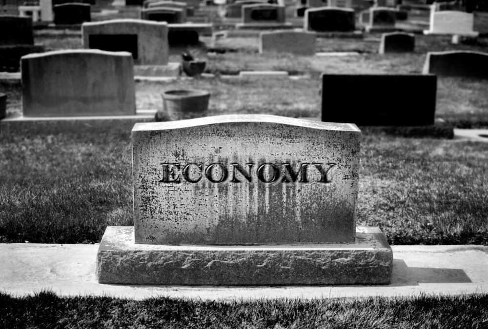 Bloomberg: Do Economic Booms Die of Old Age, or Are They Murdered?