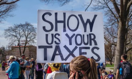 Trump Lashes out at Dems as Tax Return Fight Begins