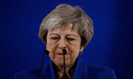 Brexit Theresa May resign