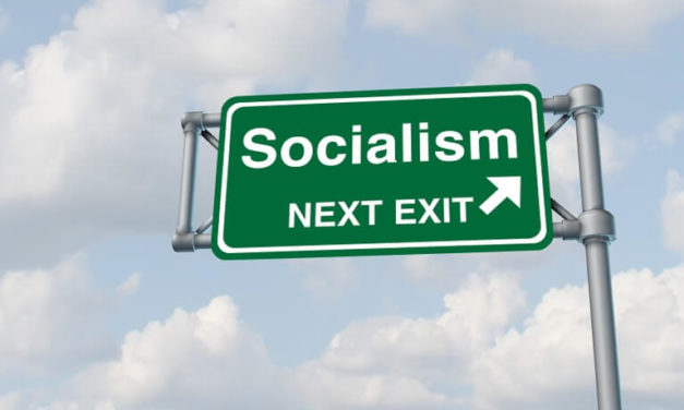Ron Paul: Socialists Have Credibility for First Time Due to Rate Cuts, Trump Tariffs