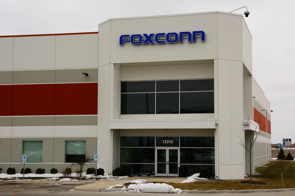 Wisconsin Governor Wants to Renegotiate $3B Foxconn Contract