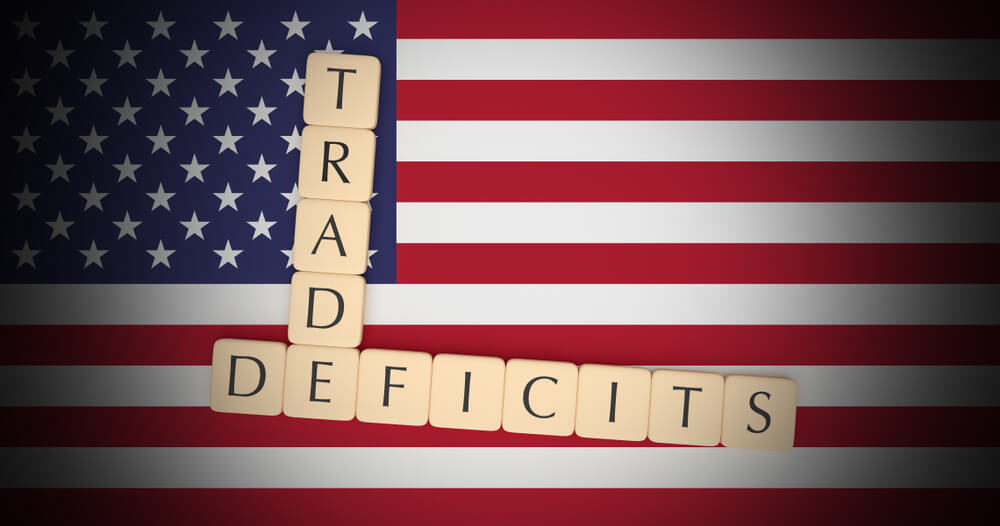 US Trade Deficit Edges up to $50 Billion in March