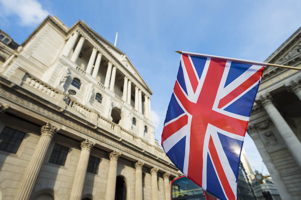 Bank of England’s Carney Hints at Stimulus in No-Deal Brexit