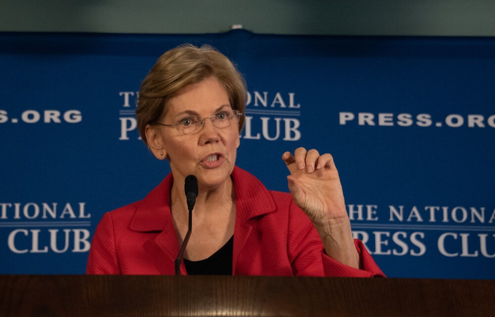 Elizabeth Warren’s Newest Costly Idea Aims to Increase US Manufacturing