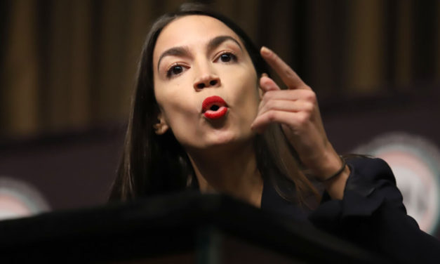 ‘Proud’ Dem AOC Skips Out on $250K Party ‘Dues,’ Starts Her Own PAC Instead