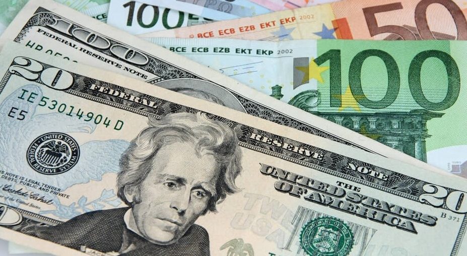 Dollar Still Dominates as Global Currency, Euro Gains Ground