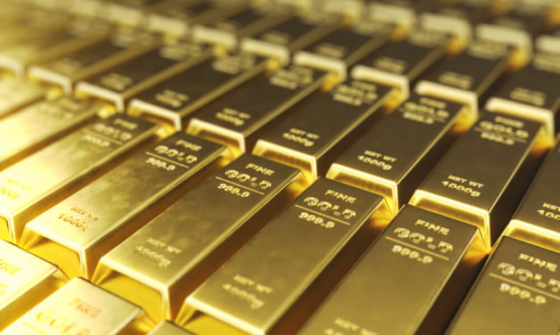 Gold Shining Again as Investors Flee from Stocks Amid Trade Battles