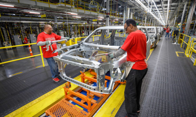 After Years of Plenty, Auto Workers Want a Bigger Slice