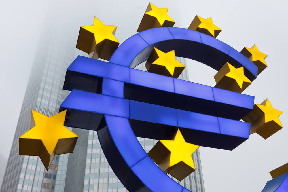 ‘Determined to Act,’ ECB Eyes Rate Cut, Bond-Buys to Stimulate Economy