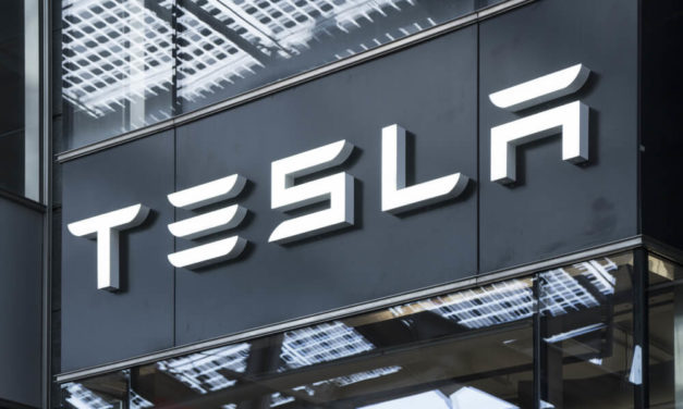 Tesla Tanks Again: Stock Plummets Over 10% on Dubious Earnings