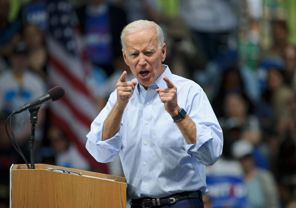 Democrats debate immigration economy
