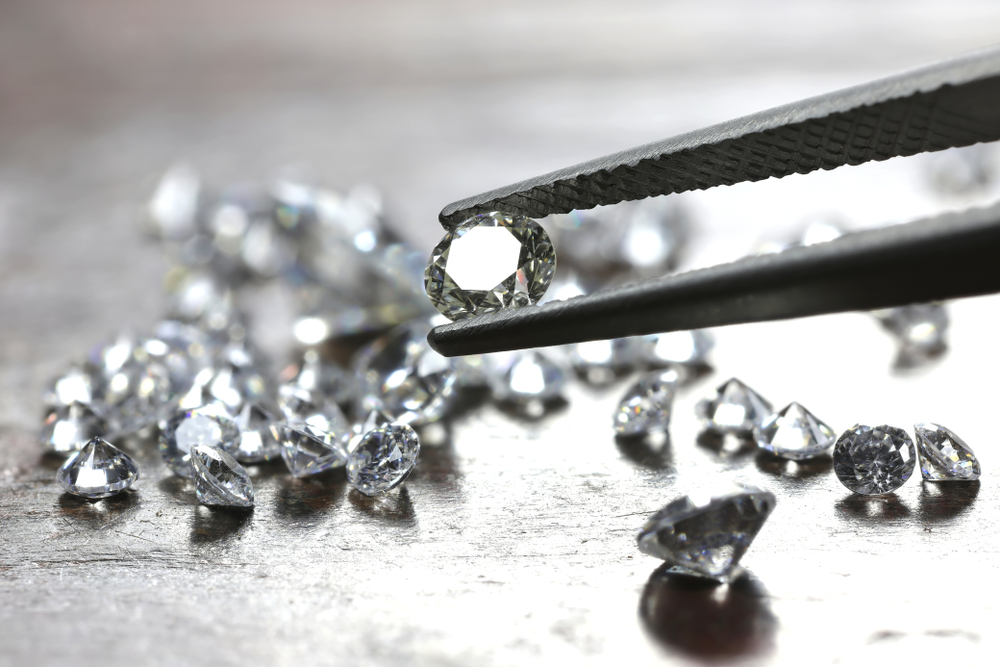 Interested in Investing in Diamonds? Follow These Tips