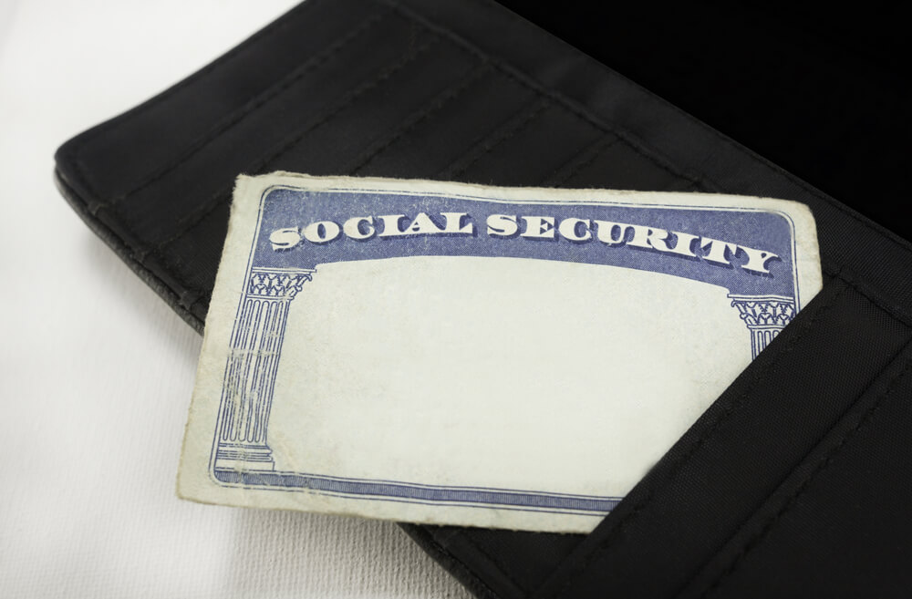 Social Security Mistakenly Lists Woman as Dead, Medicare Cut Off