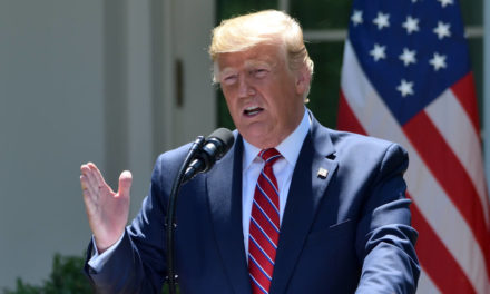 Davos: Trump Attacks the Fed, Threatens Tariffs on EU Cars, Touts NIRP