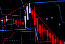Closing Bell: Tech Rally Fizzles Out, Sends Wall Street Lower