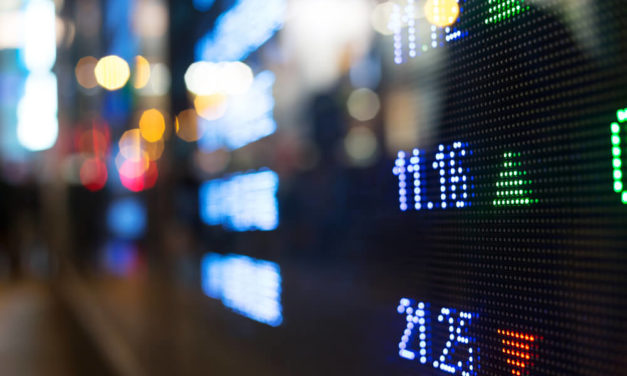 Closing Bell: Dow Jones Barely Up on More Rough Q1 Earnings, Jobless Data