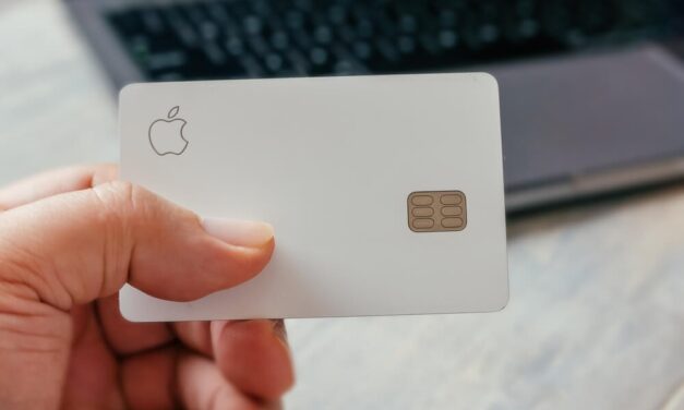 Investors Should See the Apple Card for What it Is: a Warning Sign