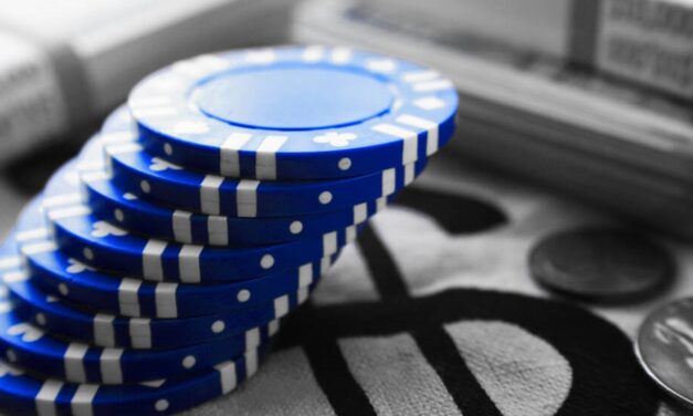 3 Keys to 960% Returns, 6% Dividends From Blue Chip Stocks