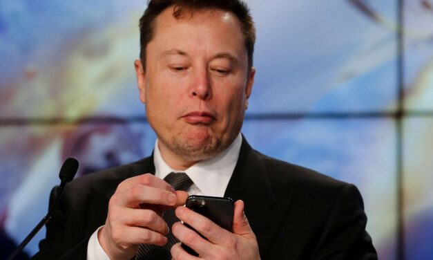 Plot Twist: Elon Musk Becomes Largest Shareholder Of Twitter Overnight!