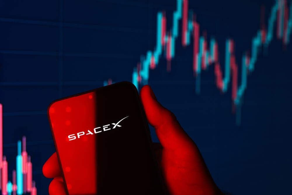 This ETF Holds SpaceX Shares … Time to Buy?